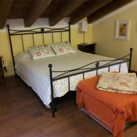 ピアノーロ Il Casalino Bed & Breakfast エクステリア 写真
