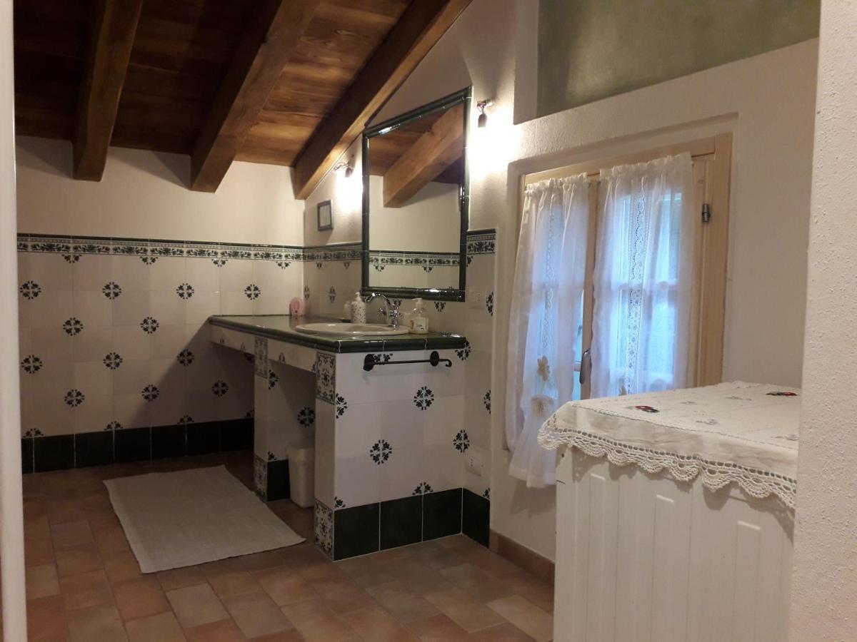 ピアノーロ Il Casalino Bed & Breakfast エクステリア 写真